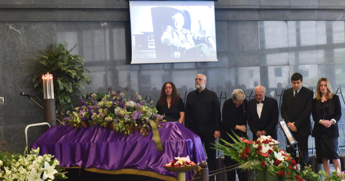 VIDEO Na zagrebačkom Krematoriju obitelj i prijatelji oprostili se od Duška Valentića