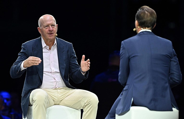 Šef Goldman Sachsa: AI neće uništiti, već promijeniti poslove