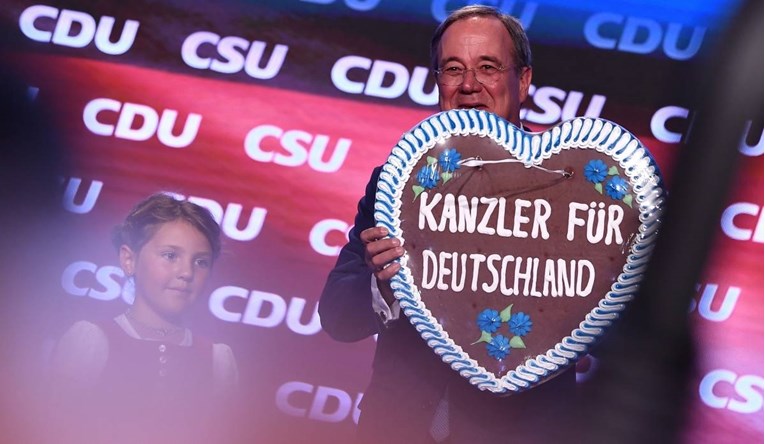Napeta situacija uoči njemačkih izbora, po anketama slabo vodstvo umjerenog ljevičara