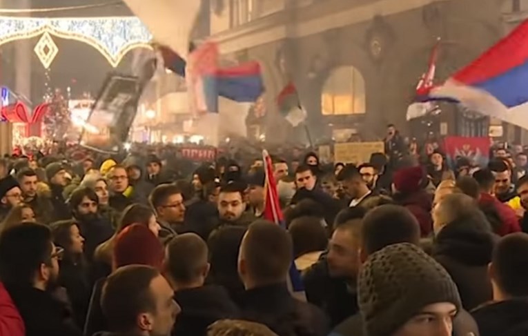 Srpski veleposlanik u Crnoj Gori osudio izgred u Beogradu