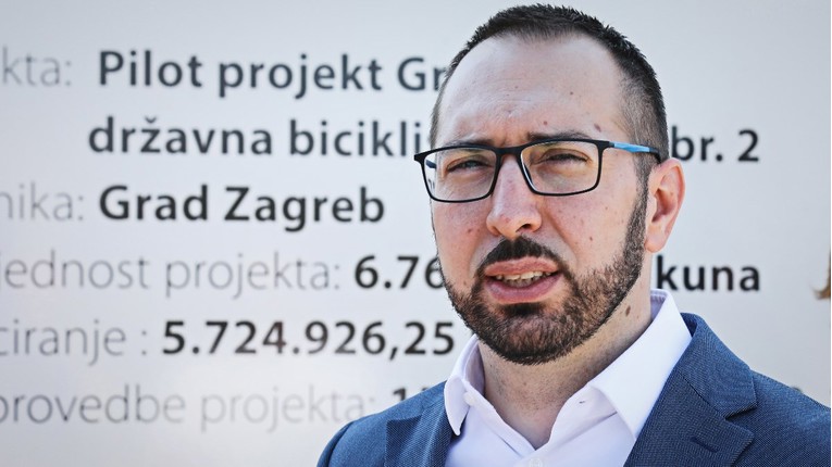 Tomašević: Boksovi na javnoj površini su nužno zlo