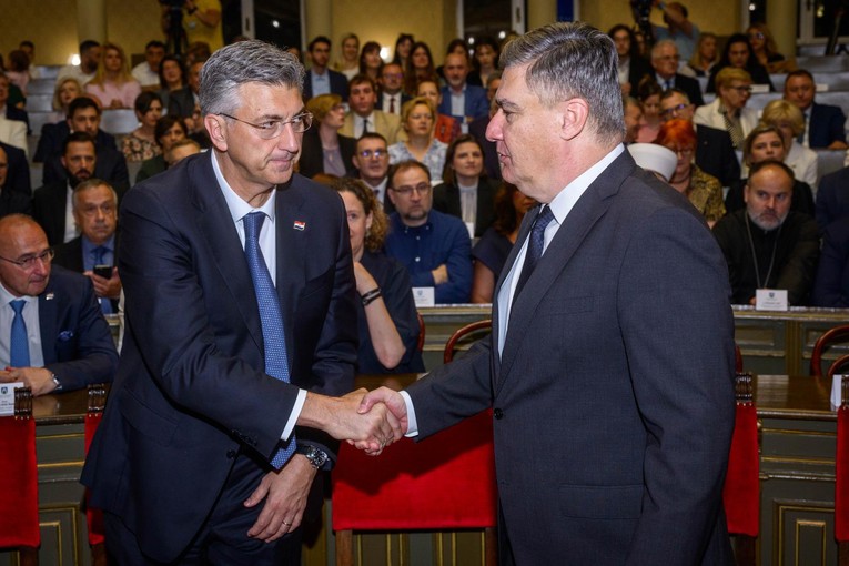 Alavanja: Plenković i Milanović trebaju pronaći minimum pristojnosti i sjesti za stol