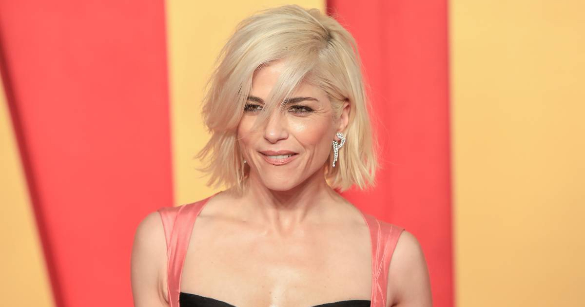 Selma Blair uhićena nakon leta na kojem je navodno udarala i grizla stjuarde