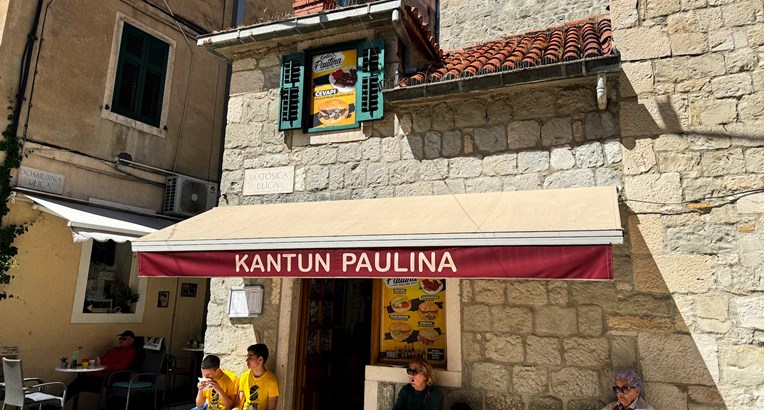 Ovdje se ćevapi jedu od 1967., neki kažu da su najbolji u Splitu. Probali smo ih