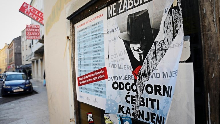 VIDEO Antivakserski plakati u Šibeniku: "Odgovorni će biti kažnjeni"