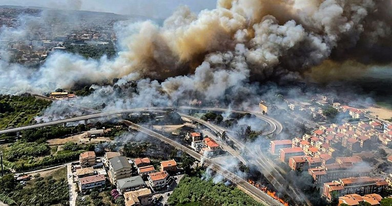Veliki požari diljem Italije, turisti evakuirani kod Pescare