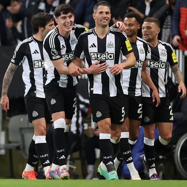 Newcastle s 5:0 potopio Crystal Palace