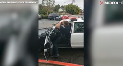 Viralni hit: Policajac visok dva metra jedva se ugurao u službeni automobil