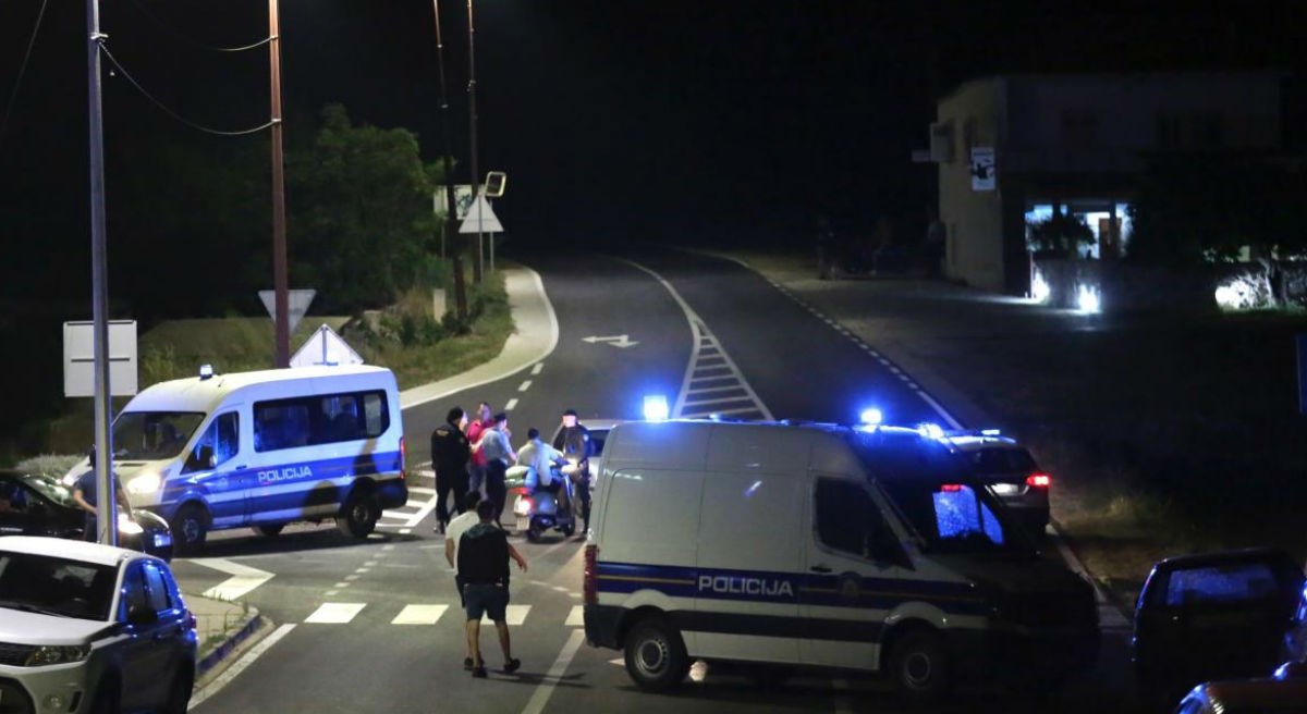 U prometnoj nesreći kod Bjelovara jedna osoba poginula, dvije teško ozlijeđene
