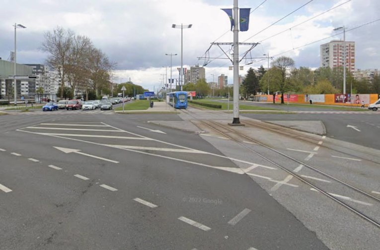 Tramvaj u Zagrebu teško ozlijedio 20-godišnjeg pješaka