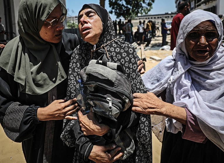 Izraelska vojska: Nastavljamo s dostavom pomoći Gazi, ali tamo nema gladi