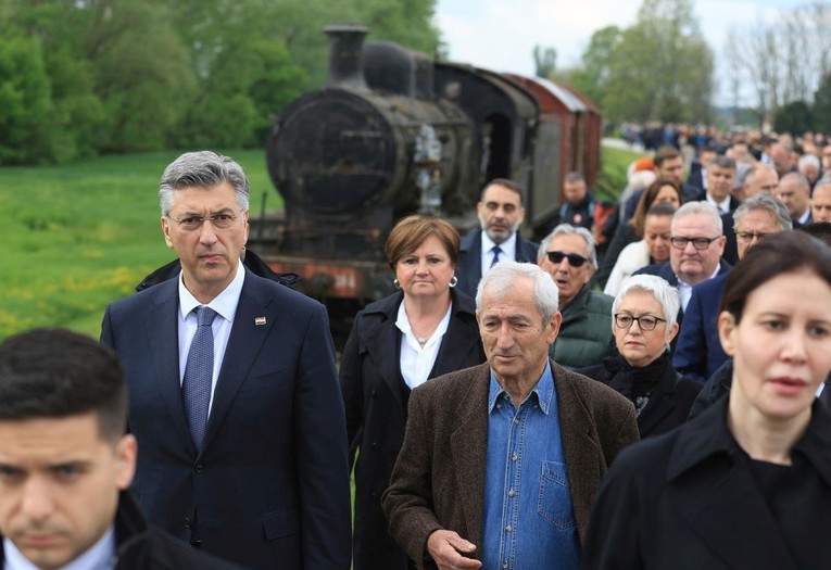 Plenković o ZDS-u: Itekako treba odvojiti onaj iz Domovinskog rata od II. svjetskog rata