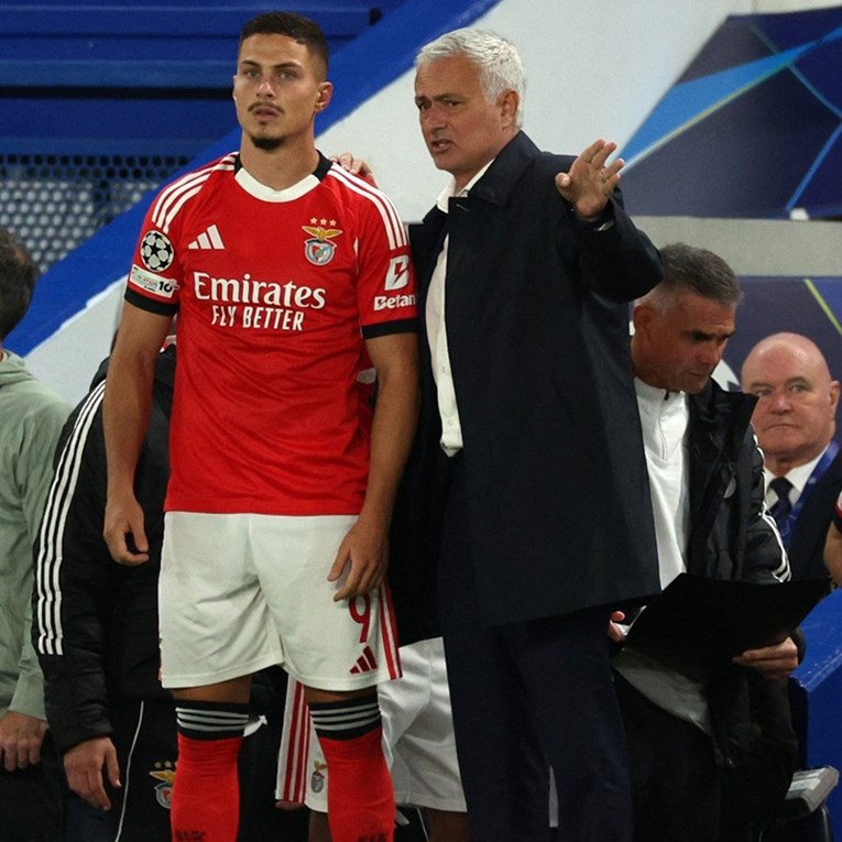 Što se događa s Ivanovićem? Sve se promijenilo nagore nakon jedne Mourinhove rečenice