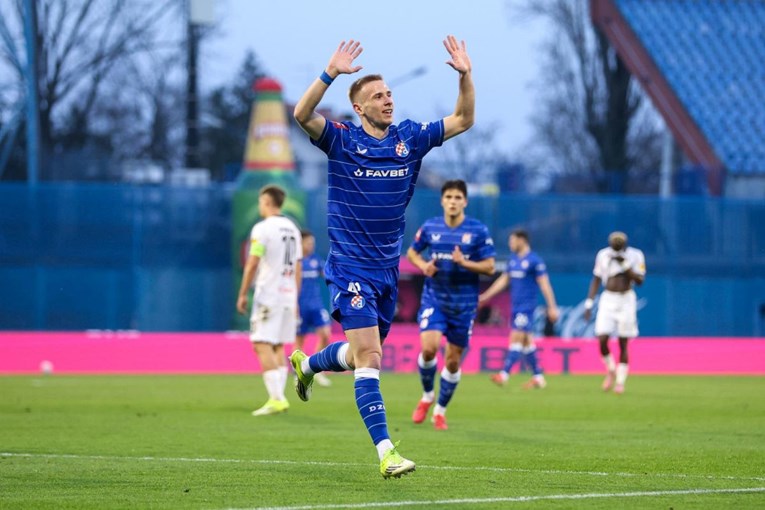 Oduševljava i izluđuje navijače Dinama. Pogledajte što je izveo nakon golčine