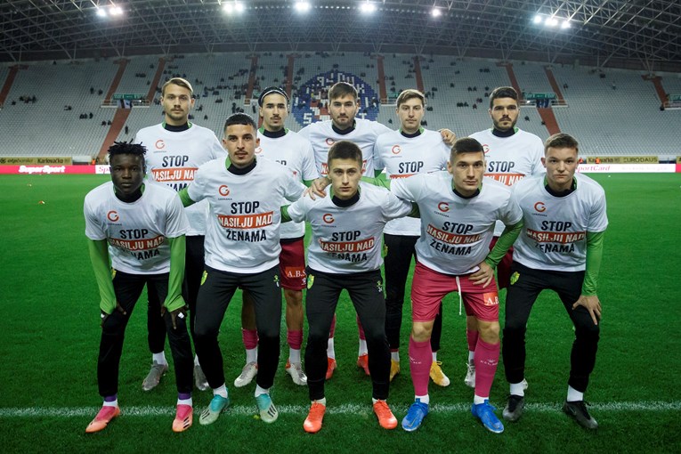 Nogometaši Istre podržali Germanijinu kampanju Stop nasilju nad ženama