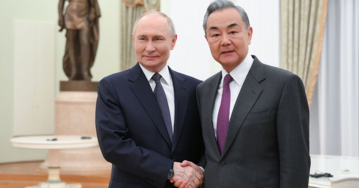 Kineski šef diplomacije Rusiji: Mi smo prijatelji zauvijek, neprijatelji nikada