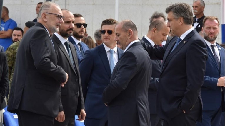 Državni vrh danas ide u Grubore, dolazi i Vučićev izaslanik