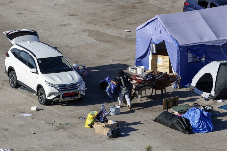 Oko 400.000 Libanonaca vraća se kućama. Ministrica: Neke su potpuno uništene