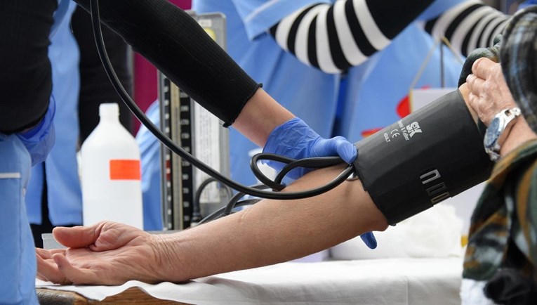 Znanstvenici: Bliže smo razumijevanju veze između krvnog tlaka i demencije