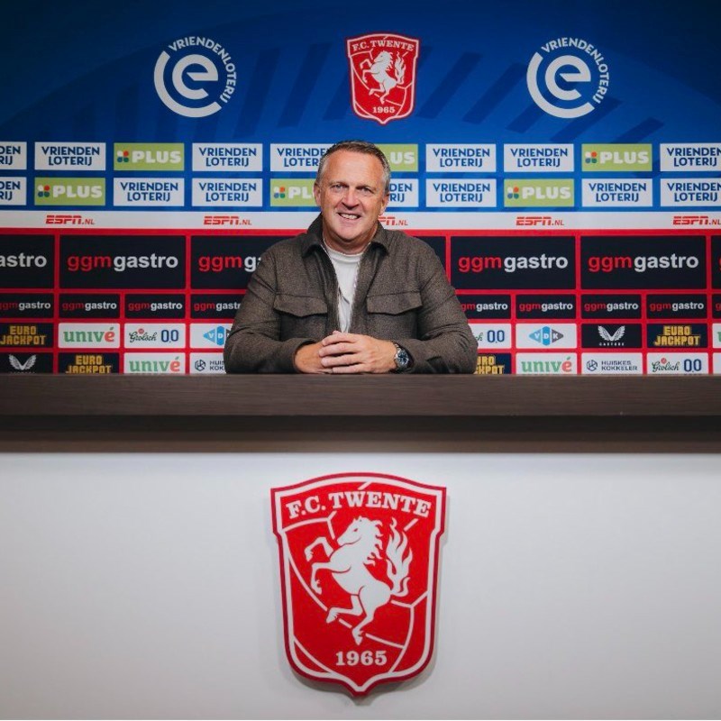 Pjaca je bio šokiran nakon otkaza treneru koji ga je doveo. Twente predstavio novog