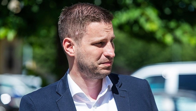 HDZ-ov Radić preuzeo dužnost gradonačelnika Osijeka
