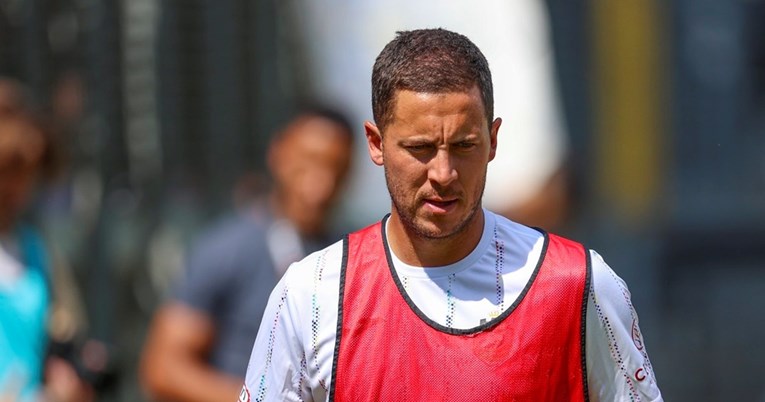 Eden Hazard je nastupio u humanitarnoj utakmici. Poslušajte zvižduke