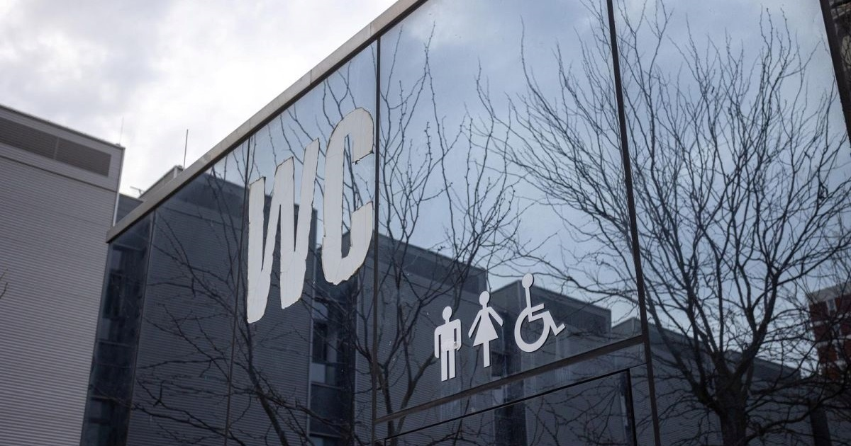 81-godišnji Hrvat zaključao se u ženski WC u Sloveniji, izvukli ga vatrogasci