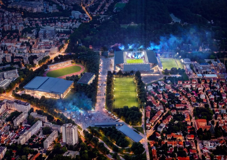 Mladež HDZ-a hvali novi Maksimir. Šef zagrebačkog HDZ-a: Propuh za 200 milijuna eura