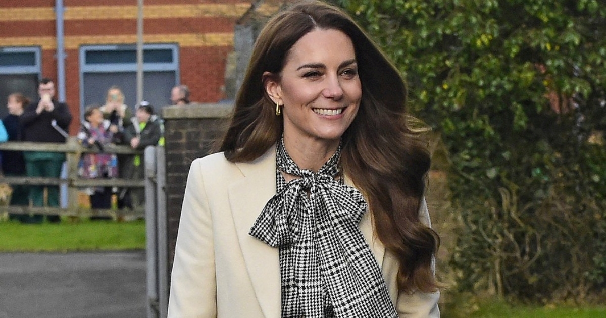 Haljina iz Zare koju Kate Middleton obožava nikada neće izaći iz mode