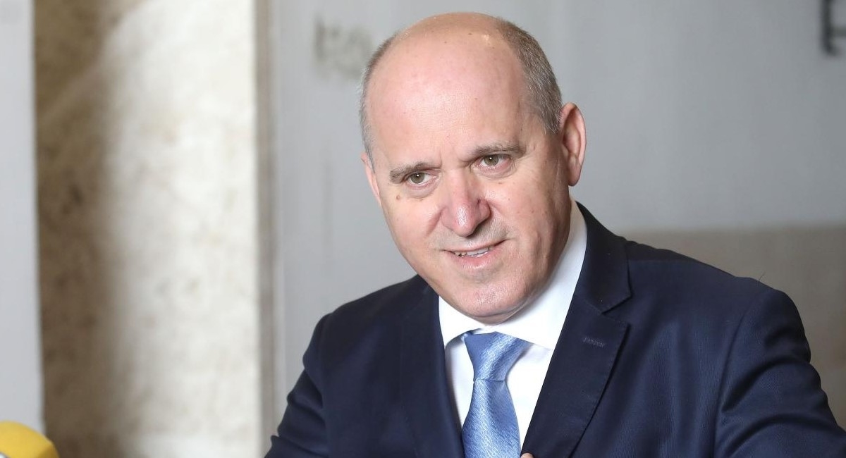 Bačić: Ono što smo najavili o potporama i cijepljenju, mi od toga ne odustajemo