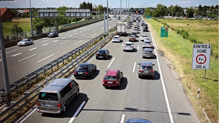 Zbog srne se na A1 vozi uz ograničenje brzine