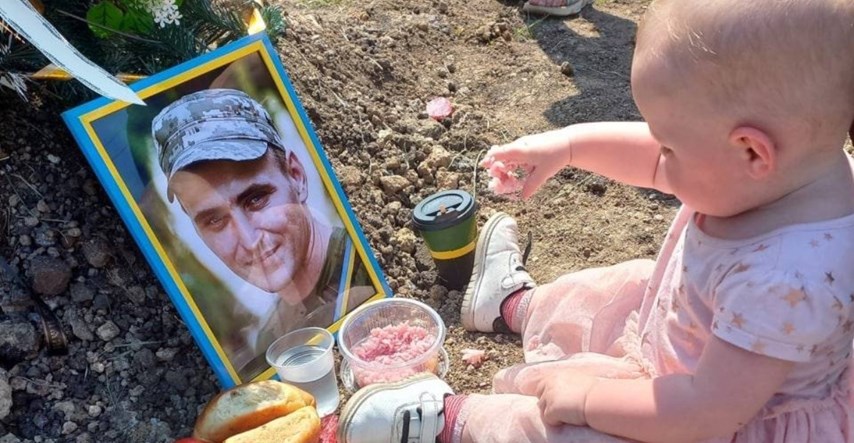 Kćerkica ubijenog ukrajinskog vojnika proslavila 1. rođendan na očevom grobu