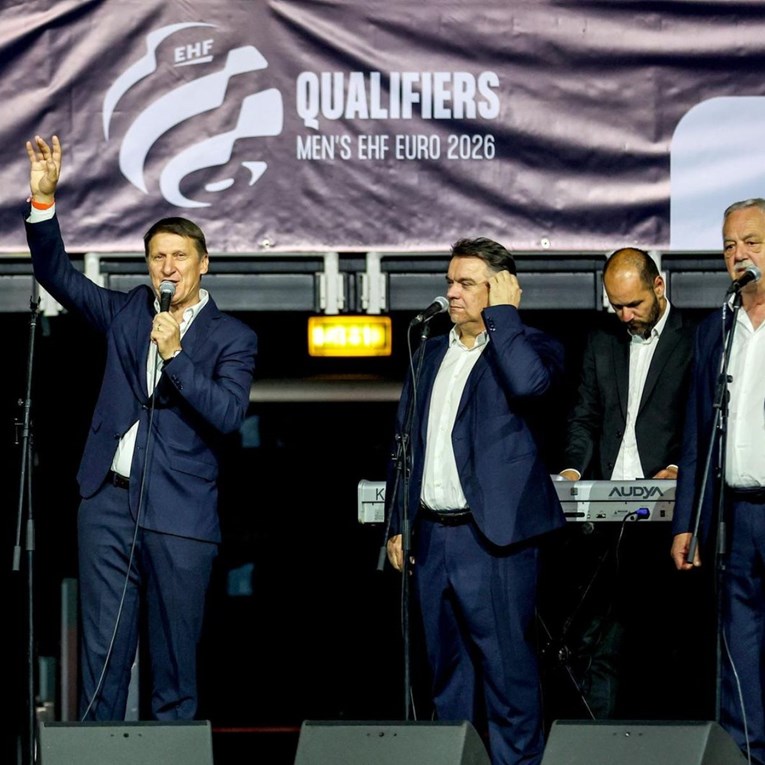 Duvnjak, Karačić i Pešić oprostili se od reprezentacije. Nastupila klapa Intrade