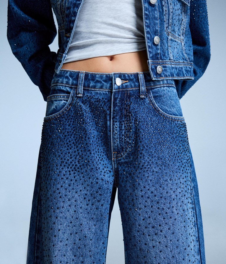 Djevojke su opsjednute ovim trapericama iz Bershke. Sada su na 50% popusta