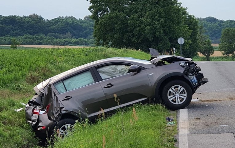 Teška prometna nesreća u Međimurju, poginuo vozač