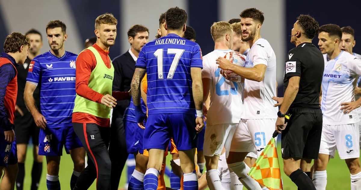 Poslušajte VAR komunikaciju tijekom kaosa na utakmici Dinama i Rijeke