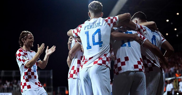 HRVATSKA - LATVIJA 5:0 Sjajna pobjeda Hrvatske, Petković zabio dva gola