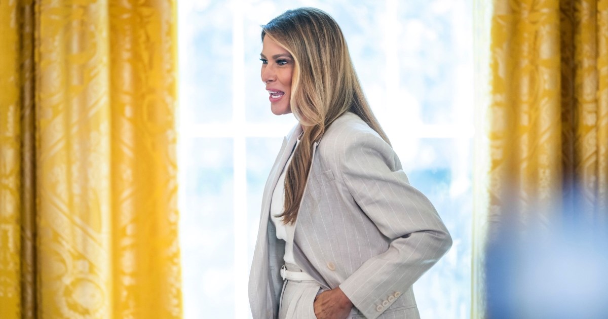 Svi pričaju o izdanju Melanije Trump u bež lanenom odijelu Max Mare