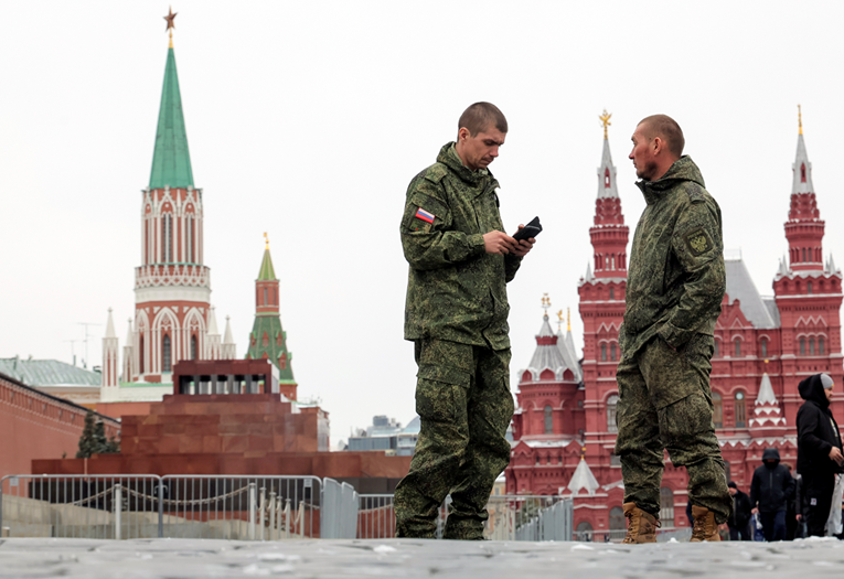 Rusi nude Americi ekonomski "El Dorado"
