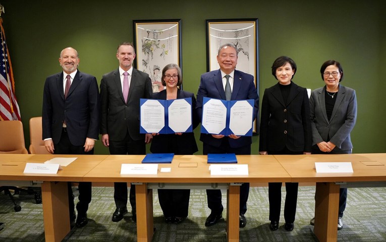 SAD i Tajvan potpisali konačni trgovinski sporazum