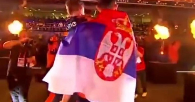 VIDEO Srpski napadač rođen u Puli naslov s Erdoganovim klubom slavio uz hrvatski hit