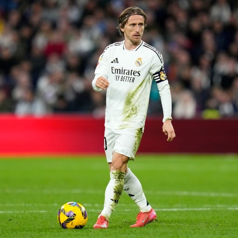 Englezi: Modrić je vječan i čaroban