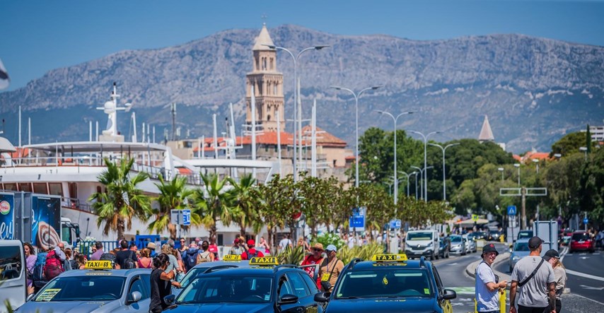 Taksist u Splitu nokautirao kolegu pred strankama