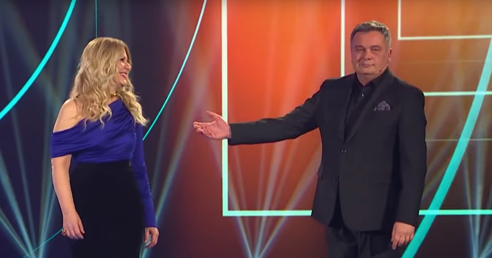 Ćurlić prokomentirao Barbaru Kolar u novom outfitu: "Pogledajte mi kolegicu"