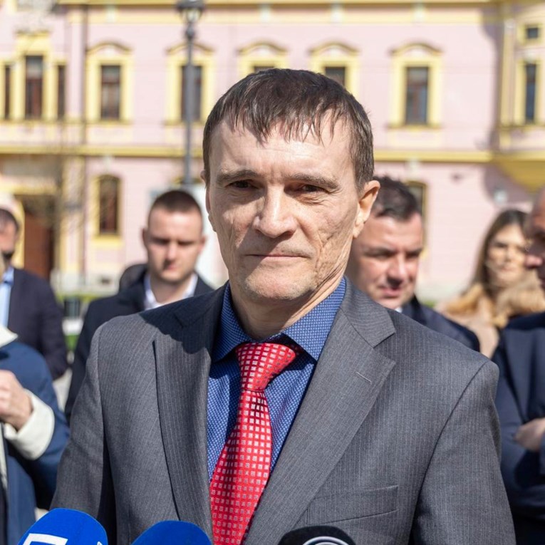 SDP predstavio kandidata za gradonačelnika Vinkovaca. "Nudi transparentnost"