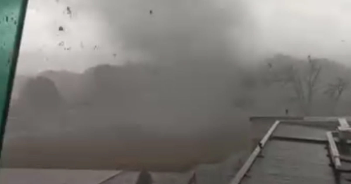 VIDEO Tornado poharao zračnu luku u Francuskoj