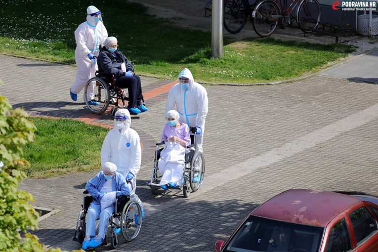 U tijeku evakuacija ljudi iz Doma u Koprivnici, 13 štićenika ima koronavirus