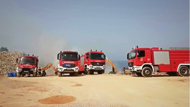 Vatrogasci poslali upozorenje: Velika je opasnost od izbijanja šumskih požara