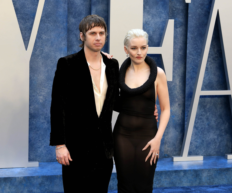 Razvode se Julia Garner i Mark Foster
