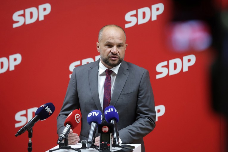 Hajdaš Dončić: Snaga SDP-a su ljudi koji su ovdje, a ne oni koji su otišli